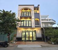 VỊ TRÍ NHÀ SÁNG ĐẸP CÓ THANG MÁY GẦN CHỢ 586 & BV HOÀN MỸ  CG Bán Nhà 1 Trệt 2 Lầu Mới Đẹp