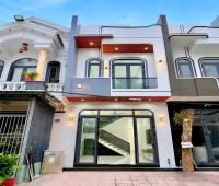 VỊ TRÍ NHÀ SÁNG ĐẸP GẦN CHỢ 586 & BV HOÀN MỸ  CG Bán Nhà 1 Trệt 1 Lầu Mới Xây  C2 - KDC Phú An
