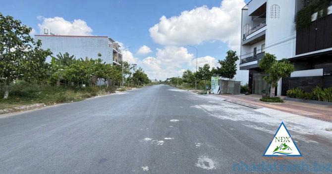 💥 CG.NỀN ĐẸP 100M2 VỊ TRÍ SÁNG ĐẸP GIÁ TỐT - ĐOẠN BÊN PHẢI MẶT TIỀN ĐƯỜNG A4 LỘ GIỚI 28M