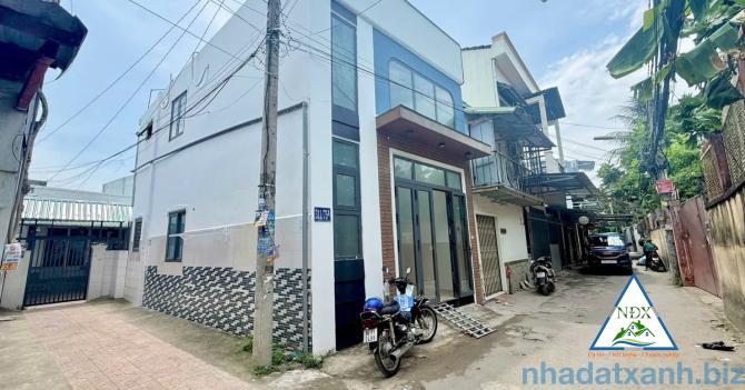 🌱 CHO THUÊ NHÀ TRỆT LỬNG CÒN MỚI ĐẸP   - Nhà Góc 2 mặt tiền mở cửa sổ được nên rất thoáng mát