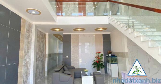 🏠 NHÀ TRỆT LỬNG LIỀN KỀ CÓ BAN CÔNG ĐÃ HOÀN THIỆN VỊ TRÍ ĐẸP GẦN GÓC NGÃ 4 ĐS6 KDC ĐÔNG PHÚ