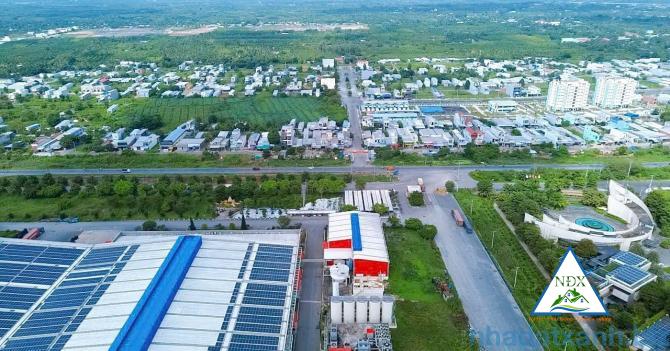 🏠 NHÀ TRỆT LỬNG LIỀN KỀ CÓ BAN CÔNG ĐÃ HOÀN THIỆN VỊ TRÍ ĐẸP GẦN GÓC NGÃ 4 ĐS6 KDC ĐÔNG PHÚ