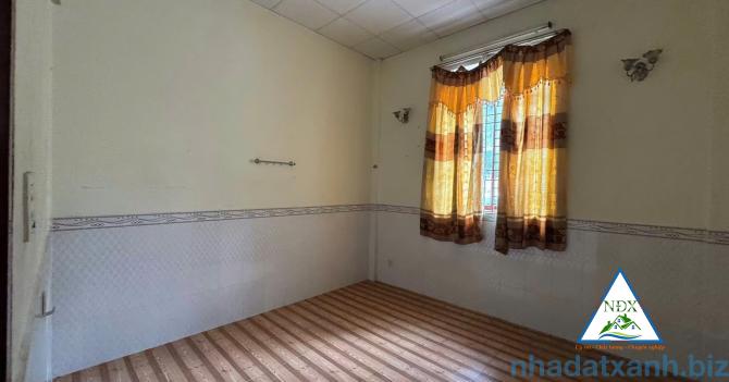 Bán nhà GÓC 1 trệt 2 lầu KDC 586, P. Hưng Phú, TP Cần Thơ. DT 96.6m2, giá 4.6