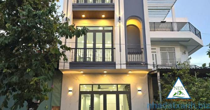 Bán nhà trệt 2 lầu mới xây (CÓ THANG MÁY) KDC Phú An, P. Hưng Phú, TP Cần Thơ.