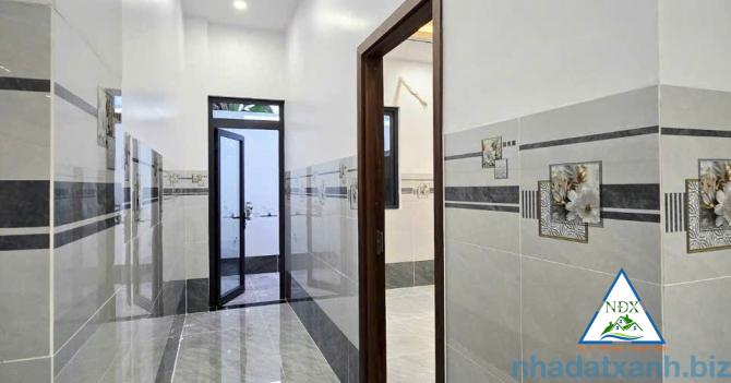 Bán nhà trệt 2 lầu mới xây (CÓ THANG MÁY) KDC Phú An, P. Hưng Phú, TP Cần Thơ. Gần chợ 586