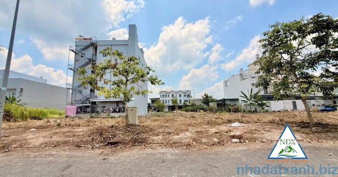 CG. NỀN ĐẸP 100m2- ĐỐI DIỆN CỔNG TRƯỜNG- THUẬN TIỆN MỞ QUÁN CAFE, QUÁN ĂN VẶT, NHÀ SÁCH, CỬA HÀNG Q