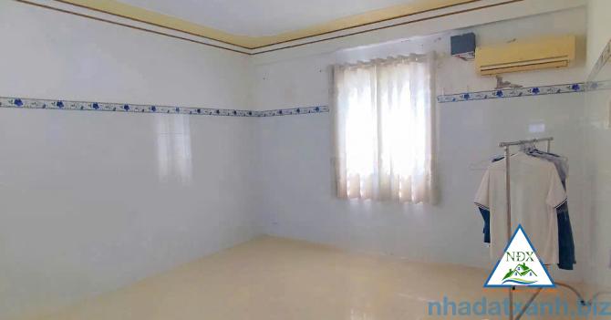CG. NHÀ MẶT TIỀN - TRỆT, LỬNG, LẦU - 4 PHÒNG NGỦ - 3 WC- ĐƯỜNG TRẦN VĂN SẮC KDC NÔNG THỔ SẢN