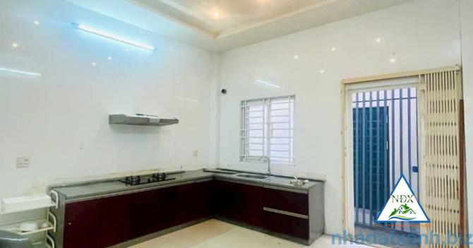 CHO THUÊ NHÀ TRỆT 1 LẦU MỚI ĐẸP - VỊ TRÍ ĐẸP ĐẦU KHU - KDC HƯNG PHÚ - CÁI RĂNG - CẦN THƠ
