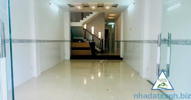 CHO THUÊ NHÀ TRỆT 1 LẦU MỚI ĐẸP - VỊ TRÍ ĐẸP ĐẦU KHU - KDC HƯNG PHÚ - CÁI RĂNG - CẦN THƠ