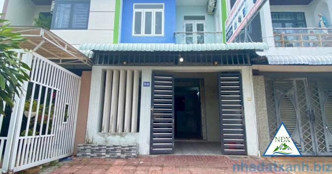 Cho Thuê Nhà Trệt 2 Lầu KDC 586, Phường Hưng Phú, Cần Thơ. (Cách Siêu Thị Go khoảng 5km)