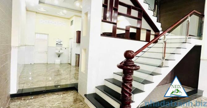 CHO THUÊ NHÀ TRỆT 3 LẦU VỊ TRÍ ĐẸP, MỚI - FULL MÁY LẠNH - KDC NAM LONG - CÁI RĂNG - CẦN THƠ