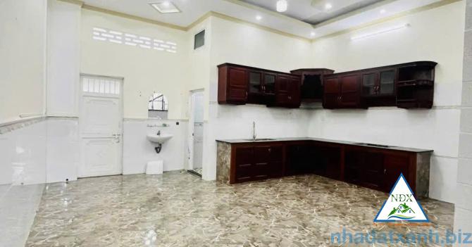 CHO THUÊ NHÀ TRỆT 3 LẦU VỊ TRÍ ĐẸP, MỚI - FULL MÁY LẠNH - KDC NAM LONG - CÁI RĂNG - CẦN THƠ