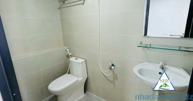Cho thuê nhà trệt lửng mặt tiền đường KDC Hưng Phú, gần siêu thị Go Cần Thơ. Giá thuê 4tr