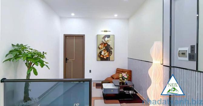 🌺CHỦ GỬI- GIÁ BÁN: 5 tỷ 250 triệu  NHÀ TRỆT LẦU PHONG CÁCH HIỆN ĐẠI | VỊ TRÍ RẤT ĐẸP