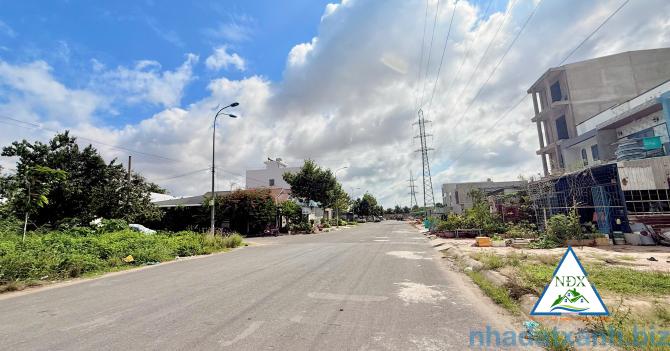 NỀN ĐẸP, VỊ TRÍ ĐẸP - GẦN ĐƯỜNG A4, DÂN CƯ ĐÔNG ĐÚC- GẦN CHỢ 586, TRƯỜNG, BỆNH VIỆN, NGÂN HÀNG