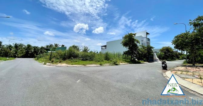 💥NỀN ĐẸP VỊ TRÍ ĐẸP GẦN CHỢ 586, GẦN BV HOÀN MỸ GIÁ CHỈ 2 TỶ 400 TRIỆU CÒN THƯƠNG LƯỢNG.