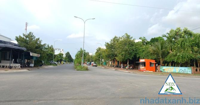NỀN ĐẸP VỊ TRÍ GẦN BÙI QUANG TRINH  CÁCH QUÁN CAFE HỘI Ý 50m