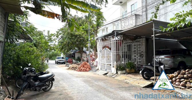 NỀN RẺ NHẤT KHU XUNG QUANH XÂY KÍN ĐÔNG ĐÚC GIẢM GIÁ BÁN NHANH CÒN 1.95 tỷ  NỀN 72m2 ĐẸP KO VƯỚNG