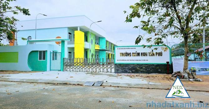 VỊ TRÍ NỀN SÁNG ĐẸP GẦN TRƯỜNG CẤP 2 & MẦM NON  Bán Nền 80m² Giá Tốt - Mặt Tiền Lộ Lớn 28m