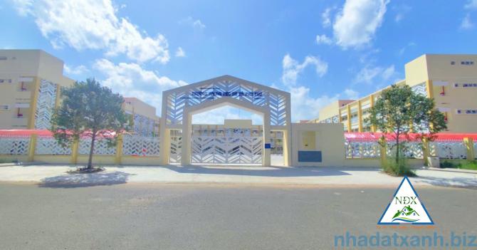 VỊ TRÍ NỀN SÁNG ĐẸP GẦN TRƯỜNG CẤP 2 & MẦM NON  Bán Nền 80m² Giá Tốt - Mặt Tiền Lộ Lớn 28m