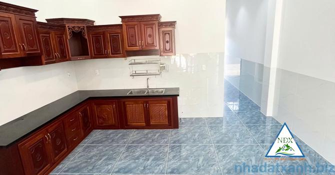 VỊ TRÍ NHÀ ĐƯỜNG LỚN SÁNG ĐẸP  CG Bán nhà 1 trệt 2 lầu mặt tiền đường lớn A2 (Bùi Quang Trinh)