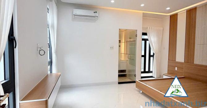 VỊ TRÍ NHÀ SÁNG ĐẸP CÓ HẺM KỸ THUẬT BÊN HÔNG 2M CÓ THANG MÁY Bán Nhà 1 Trệt 3 Lầu Mới Đẹp - ĐS 8
