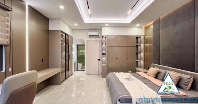 VỊ TRÍ NHÀ SÁNG ĐẸP CÓ HẺM KỸ THUẬT BÊN HÔNG  CG Bán Nhà 1 Trệt 2 Lầu Mới Đẹp - Có Hẻm Kỹ Thuật Bên