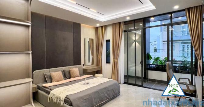 VỊ TRÍ NHÀ SÁNG ĐẸP CÓ HẺM KỸ THUẬT BÊN HÔNG  CG Bán Nhà 1 Trệt 2 Lầu Mới Đẹp - Có Hẻm Kỹ Thuật Bên