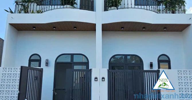 VỊ TRÍ NHÀ SÁNG ĐẸP CÓ KHOẢNG SÂN VƯỜN 80M² Bán Nhà 1 Trệt 1 Lầu Mới Xây - KDC Đông Phú