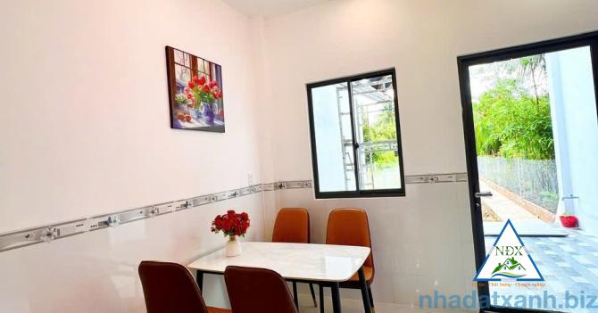 VỊ TRÍ NHÀ SÁNG ĐẸP CÓ KHOẢNG SÂN VƯỜN 80M² Bán Nhà 1 Trệt 1 Lầu Mới Xây - KDC Đông Phú