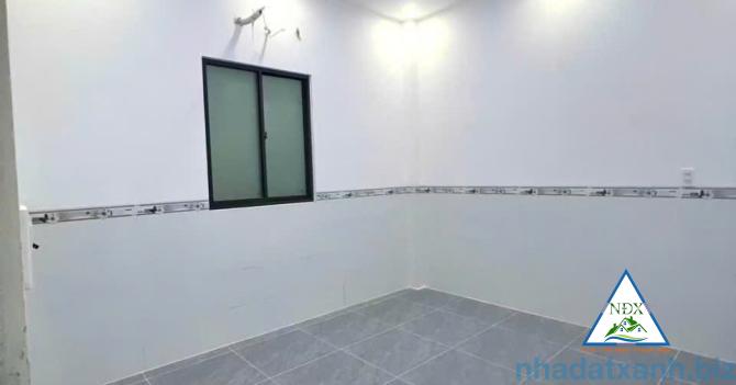 VỊ TRÍ NHÀ SÁNG ĐẸP CÓ KHOẢNG SÂN VƯỜN 80M² Bán Nhà 1 Trệt 1 Lầu Mới Xây - KDC Đông Phú