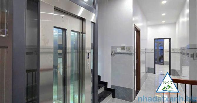 VỊ TRÍ NHÀ SÁNG ĐẸP CÓ THANG MÁY GẦN CHỢ 586 & BV HOÀN MỸ  CG Bán Nhà 1 Trệt 2 Lầu Mới Đẹp