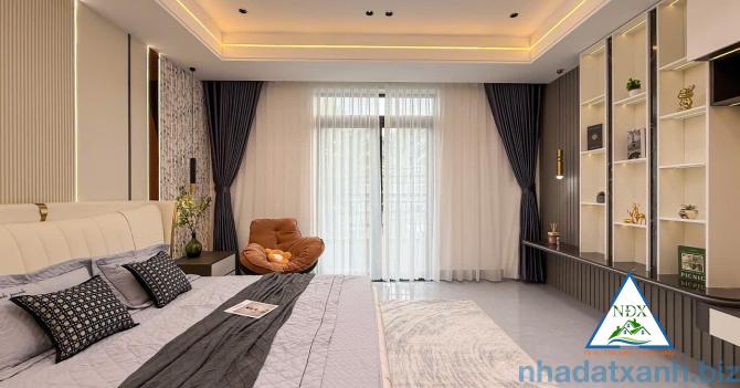 VỊ TRÍ NHÀ SÁNG ĐẸP DIỆN TÍCH LỚN  CG Bán Nhà 1 Trệt 2 Lầu Mới Đẹp - Đường D25 - KDC Hồng Loan 6A
