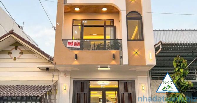 VỊ TRÍ NHÀ SÁNG ĐẸP GẦN CẦU TRẦN HOÀNG NA , TRƯỜNG ĐH TÂY ĐÔ , GẦN BỆNH VIỆN NAM CẦN THƠ