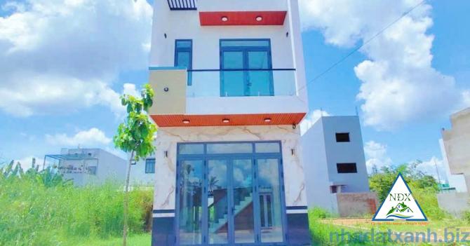 VỊ TRÍ NHÀ SÁNG ĐẸP GẦN CHỢ 586 & TRƯỜNG HỌC  GẦN BỆNH VIỆN HOÀN MỸ  CG Bán Nhà 1 Trệt 1 Lầu Mới