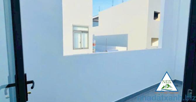 VỊ TRÍ NHÀ SÁNG ĐẸP GẦN CHỢ 586 & TRƯỜNG HỌC  GẦN BỆNH VIỆN HOÀN MỸ  CG Bán Nhà 1 Trệt 1 Lầu Mới