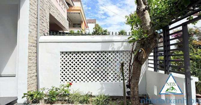 VỊ TRÍ NHÀ SÁNG ĐẸP GẦN ĐƯỜNG VÕ NGUYÊN GIÁP Bán Nhà 1 Trệt 2 Lầu Mới Đẹp - ĐS 4 - KDC Nam Long