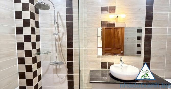 VỊ TRÍ NHÀ SÁNG ĐẸP GẦN ĐƯỜNG VÕ NGUYÊN GIÁP Bán Nhà 1 Trệt 2 Lầu Mới Đẹp - ĐS 4 - KDC Nam Long