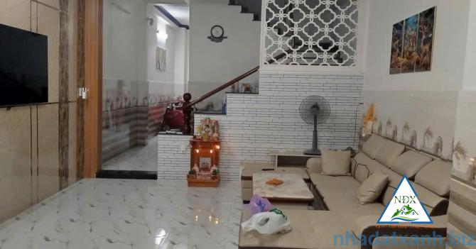 VỊ TRÍ NHÀ SÁNG ĐẸP GẦN QUỐC LỘ  CG Bán Nhà 1 Trệt 2 Lầu Mới Đẹp - Đường Số 8 - KDC Long Thịnh