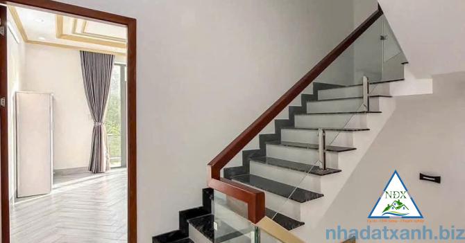 VỊ TRÍ NHÀ SÁNG ĐẸP GIÁ TỐT CG Bán Nhà 1 Trệt 2 Lầu + Sân Thượng Mới Đẹp - Đường 14B - Khu VHTĐ