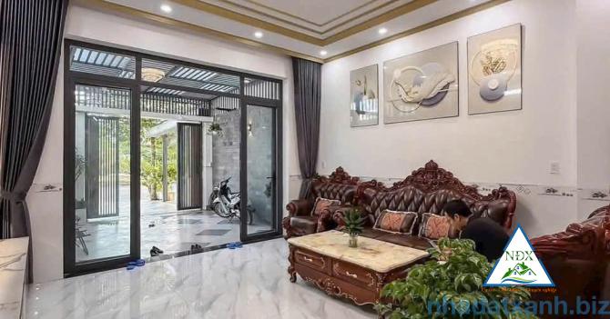 VỊ TRÍ NHÀ SÁNG ĐẸP GIÁ TỐT CG Bán Nhà 1 Trệt 2 Lầu + Sân Thượng Mới Đẹp - Đường 14B - Khu VHTĐ